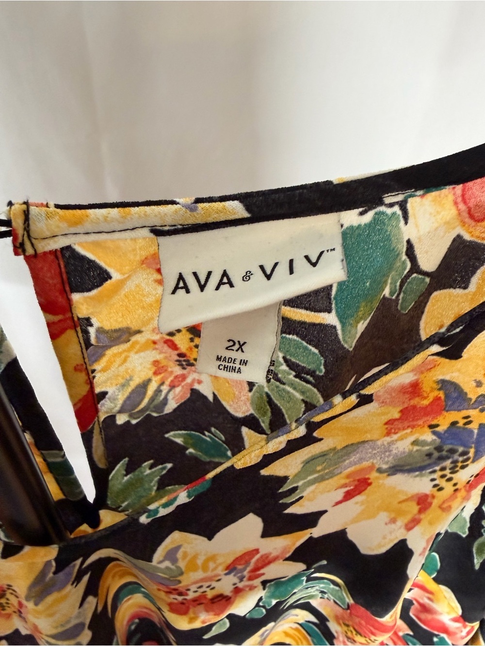 Ava & Viv Black Blouse with Yellow Floral Print and Green Leaves Shirt Plus Size - Picture 2 of 3